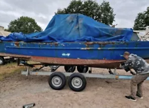 Boot Stahlboot 7,4m 2600kg Wolga Werft Ohne 3,5to Trailer - Bild 1 von 24