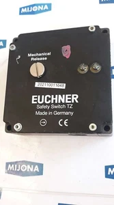 INTERRUPTOR DE SEGURIDAD EUCHNER TZ1RE024SR11 C1854 078013 50V IP65 1500N LIBERACIONES MECÁNICAS - Imagen 1 de 8