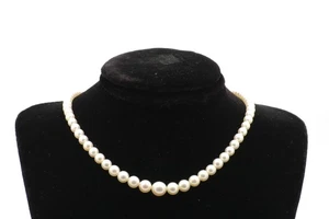 1980s Vintage Japanese Akoya Tapered Pearl Necklace-10K White Gold Clasp-18”L - Picture 1 of 4