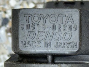 181,000 DENSO Ignition Coil For Lexus Toyota 4.7L V8 #90919-02249 USED - Picture 1 of 3