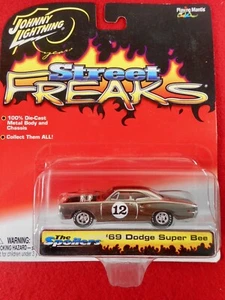 JOHNNY LIGHTNING CHROME 1969 DODGE SUPER BEE - 1:64TH SCALE DIE-CAST - Picture 1 of 2