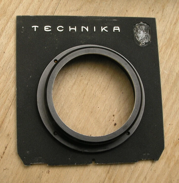 genuine  Linhof Technika Lens board  for compur 2 offset low hole 15mm top hat - Image 1 of 4