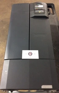 Siemens 6SE64402UD33OEA1 AC Drive Micromaster 440 62 AMP 480V 3PH - Picture 1 of 6