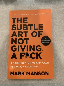 NEW - SUBTLE ART OF NOT GIVING A FUCK BY MARK MANSON (PAPERBACK) - Imagen 1 de 8