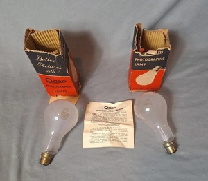 2 Vintage Osram Photographic Photoflood Lamps - Picture 1 of 4