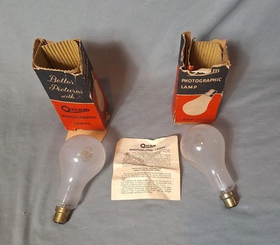 2 Vintage Osram Photographic Photoflood Lamps - Image 1 of 4