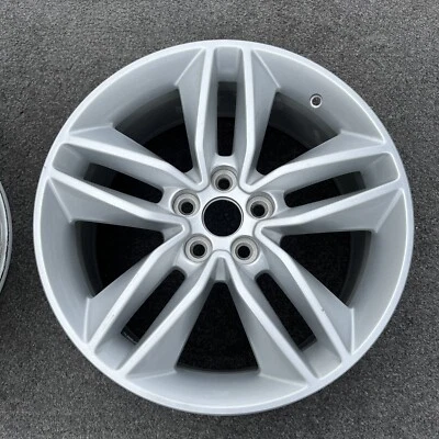 Llanta/llanta única de 18 pulgadas Ford Edge 2015-2018 genuina OEM plateada 10043 Foto 1 de 4