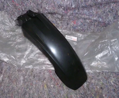 garde boue avant noir , neuf , origine pour YAMAHA 600 XTE 1992 réf 3RW-21511-70 - Photo 1/4