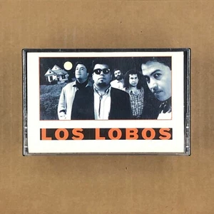 LOS LOBOS Cassette Tape BY THE LIGHT OF THE MOON 1987 Rock Alternative Rare - Picture 1 of 5