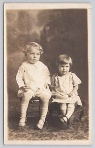 RPPC of Young Children Marked Anna May and Cousin AZO c1929-1940 Photo Postcard - Picture 1 of 2