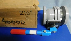 AMERICAN VALVE 2 1/2 " DUCTILE IRON FLANGED BALL VALVE 4000 - Picture 1 of 12