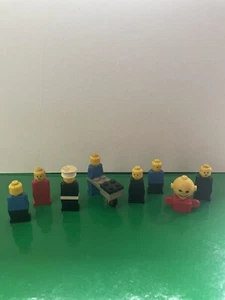 LEGO®️LOTTO MINIFIGURES VINTAGE LEGOLAND SQUADRA OMINI PERSONAGGI BAMBOLA RARO - Foto 1 di 4