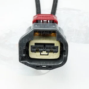Radiator Cooling Fan Connector for 2013 - 2019 Ford Flex - Picture 1 of 2