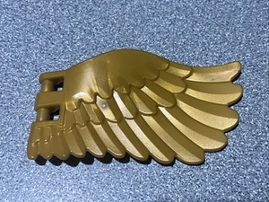 LEGO 20312 Creature PEARL GOLD Wing 4 x 7 RIGHT w/ Feathers FREE SH - Picture 1 of 3
