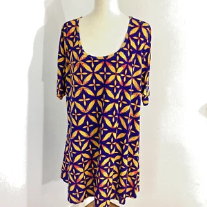 LULAROE WOMAN PLUS 3XL A-LINE T-SHIRT NAVY YELLOW FLOWERS SHORT SLEEVE - Picture 1 of 9