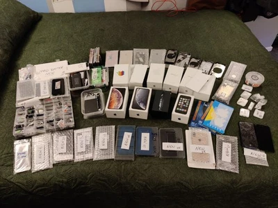 GIANT JOB LOT  Apple iPhone  Boxes, Screens, Housings, Batteries, Some Bran New. - Image 1 of 4