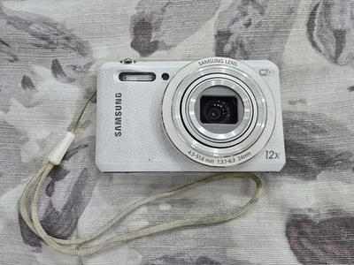 Samsung WB Series WB35F 16.2MP Digital Camera For Parts - Image 1 of 4