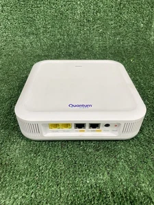 Quantum Q Fiber W1700K WIFI Bluetooth Modem NO POWER SUPPLY - Picture 1 of 2