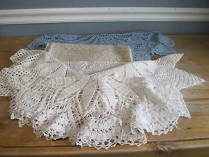 Vintage handgehäkelte & Spitzendeckchen verschiedene Formen & größere Größen 5 Stück - Bild 1 von 6