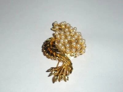 VINTAGE M.JENT GOLD TON W/FAUX PEARLS BROOCH/PIN SIGNED - Image 1 of 2