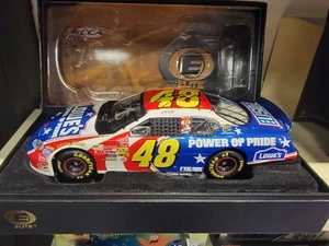 2003 DUAL AUTOGRAPHED Jimmie Johnson #48 Lowes Power Of Pride - 1/24 - ELITE - Picture 1 of 5