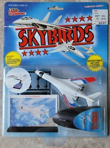 Vintage New 1989 Racing Champions Skybirds USAF Rockwell B-1B Lancer Bomber NIP - Picture 1 of 7
