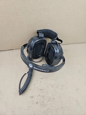 MOTOROLA PMLN5276B HEAVY DUTY HEASET WITH NOISE CANCELLING BOOM MICROPHONE - Image 1 of 4