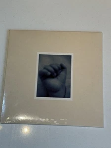 DAVID BOWIE - MOTHER/ TRYIN’ TO GET TO HEAVEN 7” CREAM VINYL Ltd Ed. SEALED MINT - Picture 1 of 2