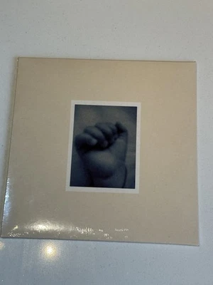 DAVID BOWIE - MOTHER/ TRYIN’ TO GET TO HEAVEN 7” CREAM VINYL Ltd Ed. SEALED MINT - Image 1 of 2