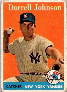 Darrell Johnson 1958 Topps #61a New York Yankees - Picture 1 of 2