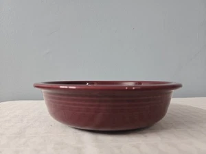 Ensaladera cupé FIESTA by Homer Laughlin CLARET - 7 pulgadas Fiestaware  - Imagen 1 de 5