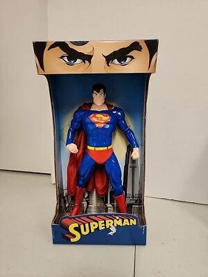 Boneco de ação Warner Bros Store exclusivo 11 polegadas Superman novo na embalagem - Imagem 1 de 4