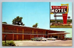 Postkarte Missouri Louisiana River's Edge Motel doppelte Ansichten alte Autos Chrom K758 - Bild 1 von 2