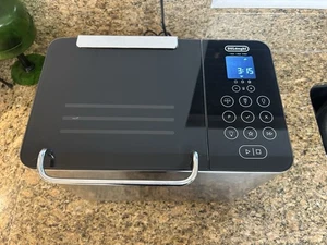 Panificadora DeLonghi DBM450 - Imagen 1 de 6