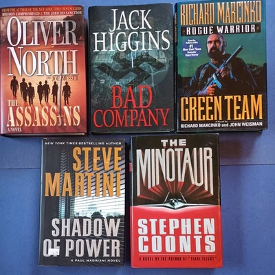 5 Book Lot Oliver North, Steve Martini, Jack Higgins, Stephen Coonts, & Marcinko - Imagem 1 de 4