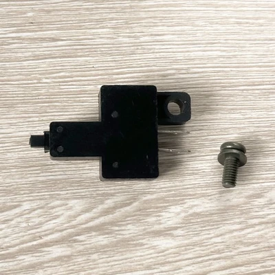 Clutch Lever Switch Sensor for SUZUKI GSF650 Bandit Vstrom DL 1000 1050 SV1000/S - Image 1 of 4