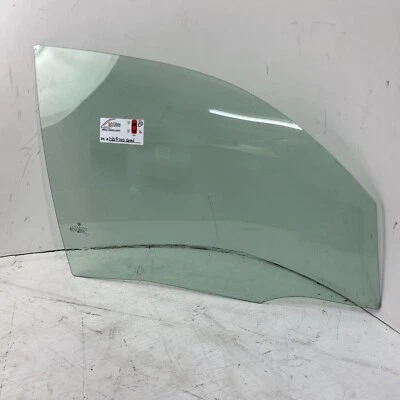 2001 - 2010 CHRYSLER PT CRUISER Front Door Glass Right Pass. Side OEM DD9702GTN - Image 1 of 4