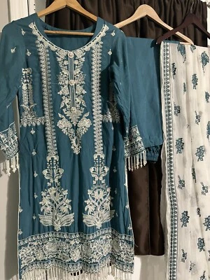 Pakistani Embroidered Kameez With Palazo And Dupatta. 3pc - Image 1 of 4