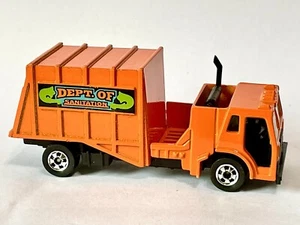 1983 Hot Wheels Workhorses Orange Trash Truck New In Card Sanitation - Picture 1 of 5