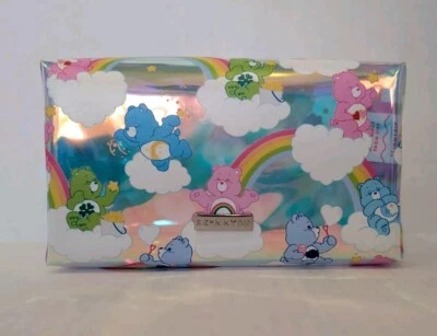 Bolsa de maquillaje Care Bears delgada con cremallera transparente  Foto 1 de 4