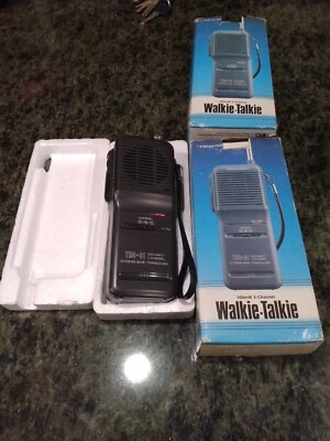(2) Realistic 3-Channel 300mW Citizens Band Walkie Talkies TRC-91 New In Box - Image 1 of 3