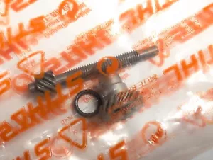 MS 441 460 461 640 650 660 1125 007 1021 STIHL Vite Regolazione Catena Ingranaggi Spur - Foto 1 di 5