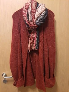 Strickjacke Boucle 5xl mit Tuch - Bild 1 von 5