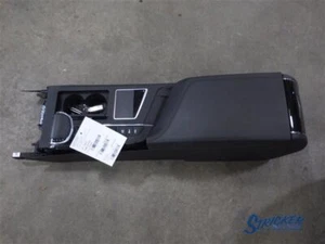 Consola de piso delantero de lujo doble zona Opt CJ2 radio compatible con 16-18 CT6 1141726 - Imagen 1 de 12