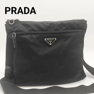Borsa a tracolla PRADA colore nero - Foto 1 di 10