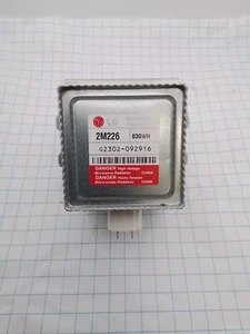 LG MICROWAVE MAGNETRON 2M226 (SIDE MOUNTING BRACKET) W10754299 - Picture 1 of 4