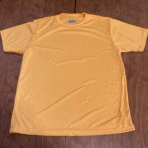 A4 Boy's Moisture-Wicking Tee, Sz Youth XL, Gold, New w/o Tags (116) - Picture 1 of 5