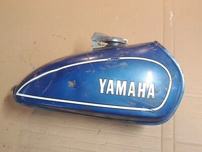 Yamaha DT 175 1974 tanque de gasolina con tapa Foto 1 de 4