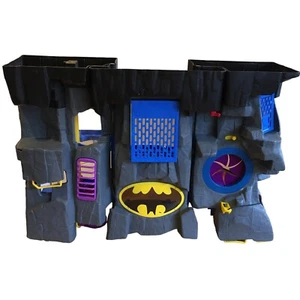 Imaginext Batman Original Batcave 2007 DC Playset - Picture 1 of 9