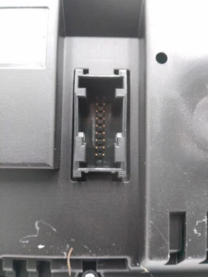 Medidor de velocímetro usado se adapta a: BMW X1 2015 Conv MPH AT RWD i Grado A Foto 1 de 4